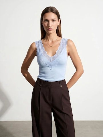 Dilvin Blouse 'Blusen' in Blue: front