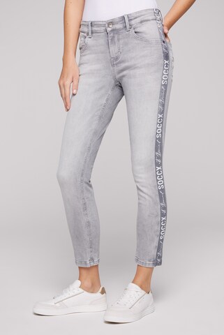 Soccx Slim fit Jeans in Grey: front