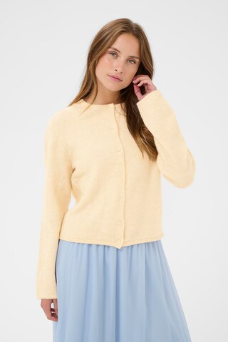 SAINT TROPEZ Gebreid vest 'Larna' in Geel: voorkant