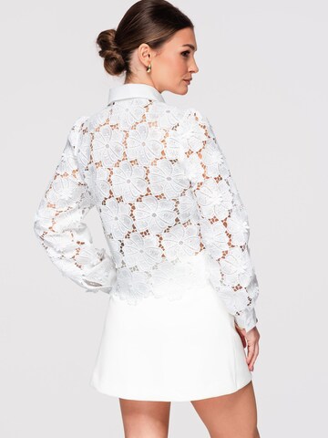 Ombre Blus i vit