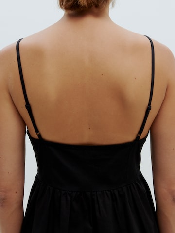 EDITED فستان 'Gia' بلون أسود