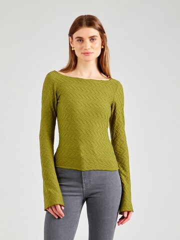 Maglietta di MYLAVIE by Sarah Harrison in verde: frontale