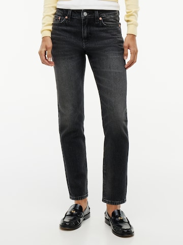 Tommy Jeans - Slimfit Vaquero ' MR SLIM' en azul: frente