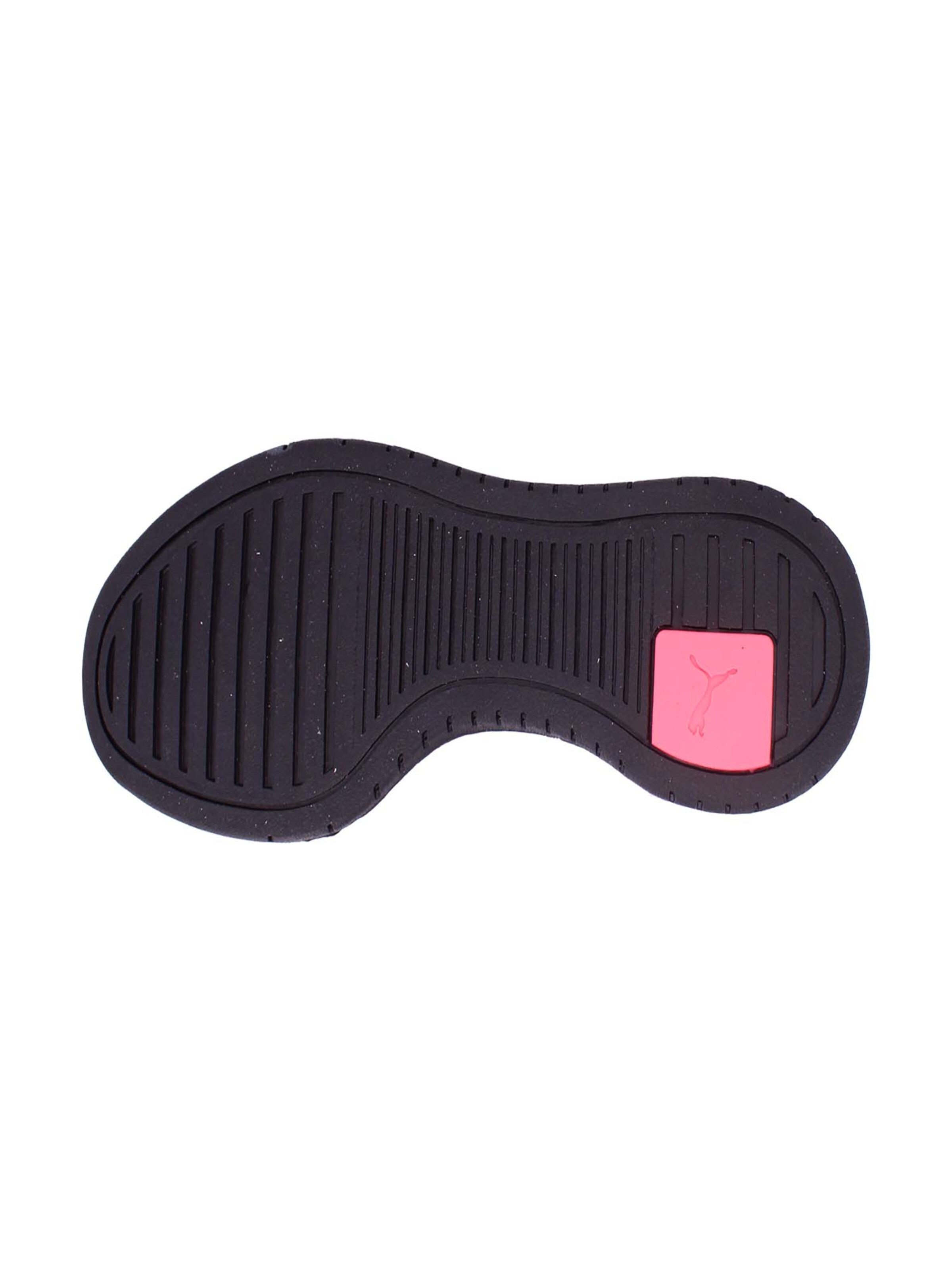 PUMA Sneakers in White