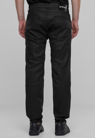 2Y Premium Tapered Jeans in Black