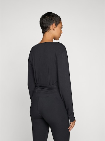 T-shirt fonctionnel 'ONE' NIKE en noir