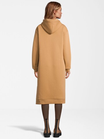 Robe Course en marron