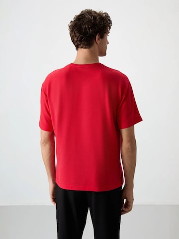 Tommy Life T-Shirts in Rot