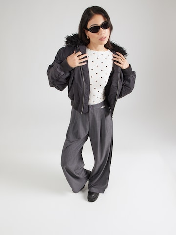 OH APRIL Majica 'Maeve' | bež barva