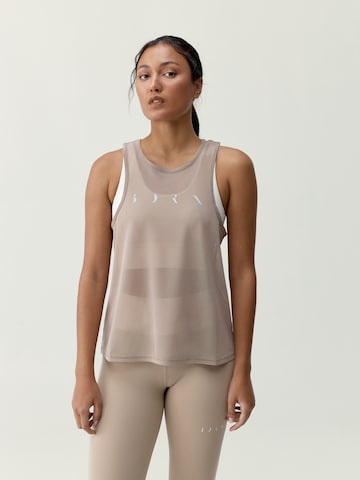 Born Performance Shirt ' Bora ' in Beige: front