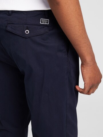 regular Pantaloni con pieghe 'NOAH' di GUESS in blu
