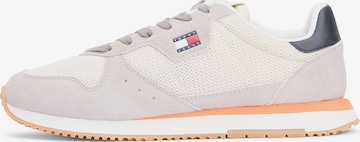 Tommy Jeans Sneakers 'EVA RUNNER' in Grey: front