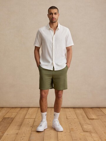 DAN FOX APPAREL Regular fit Button Up Shirt 'Samir' in White