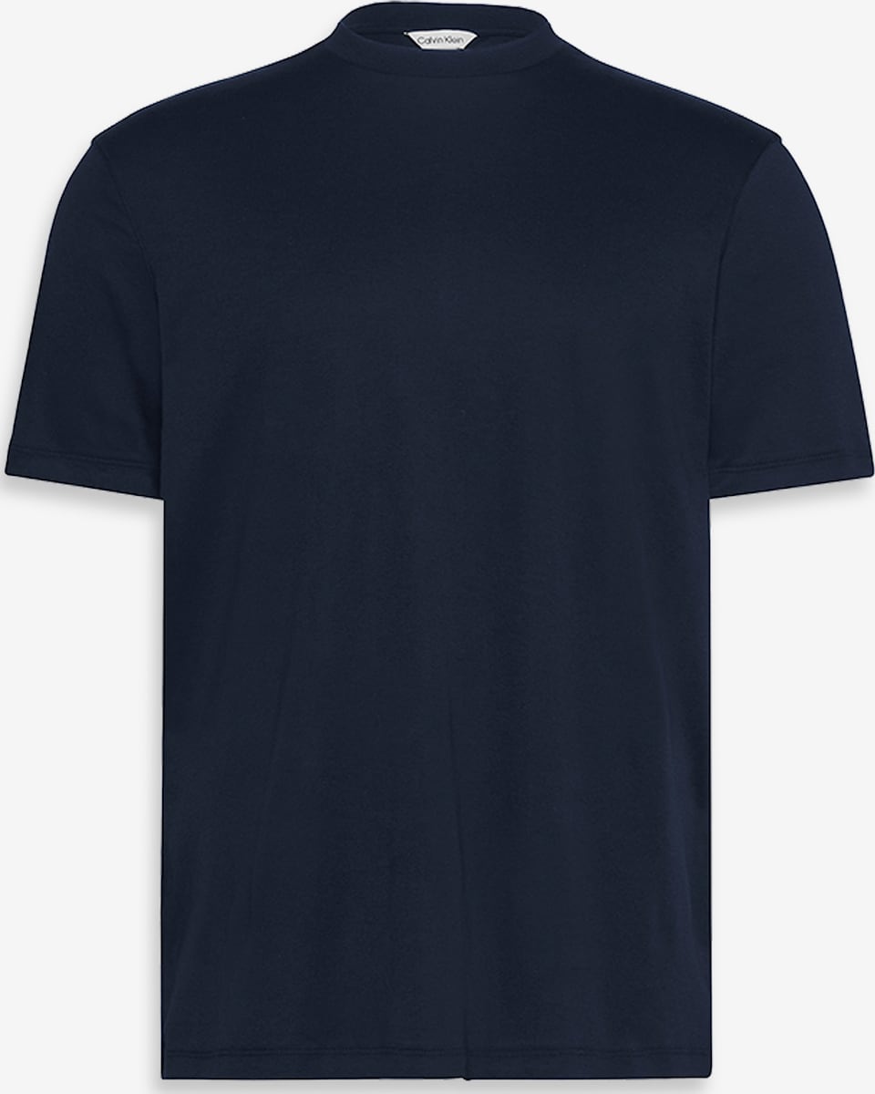 Tricou