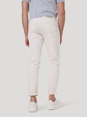 PIERRE CARDIN Tapered Jeans 'Lyon' in Wit