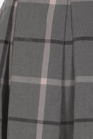 Monki Skirt in M in Grey