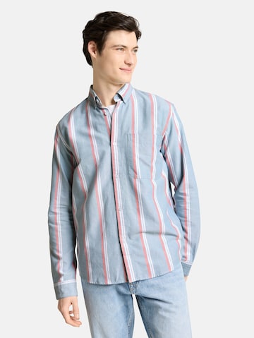 TOM TAILOR DENIM Comfort fit Button Up Shirt in Blue: front