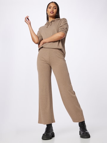 PIECES Wide Leg Hose in Braun