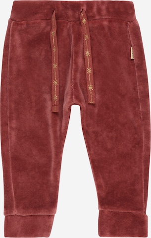 Noppies Tapered Broek 'Sherwood' in Rood: voorkant