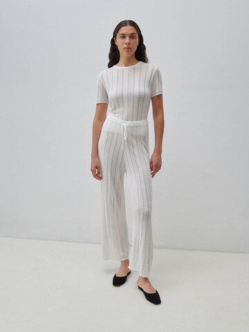 Wide leg Pantaloni 'Ruby' di ABOUT YOU x Marie von Behrens in bianco