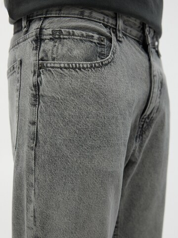 Regular Jean Pull&Bear en gris