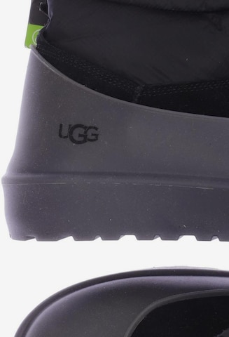 UGG Stiefel 45 in Grau