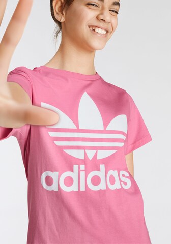 ADIDAS ORIGINALS T-Shirt 'Trefoil' in Pink