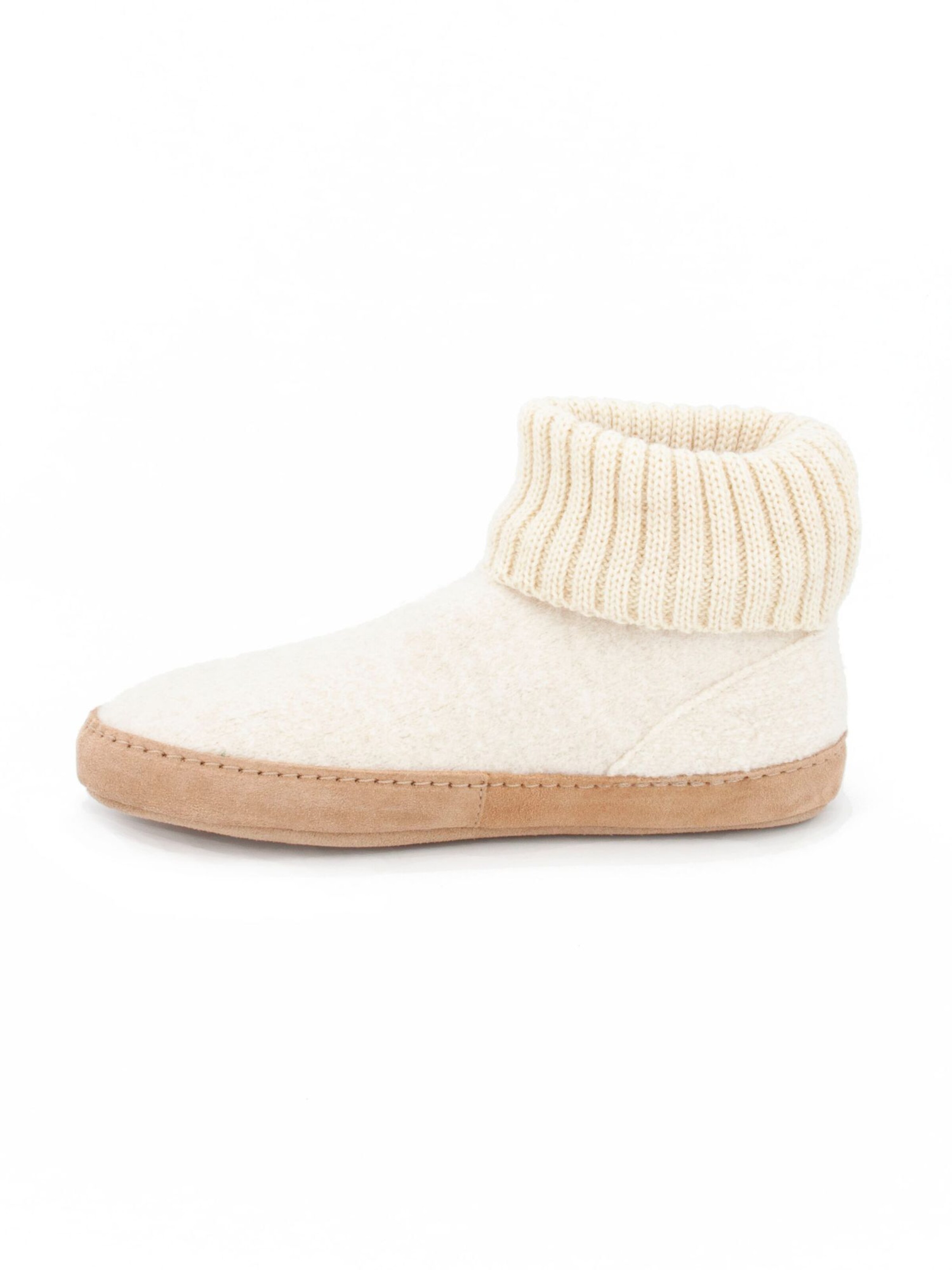 Gottstein Slippers 'Hüttenschuhe Dakota' in White