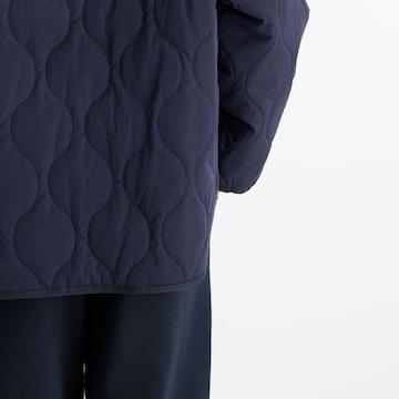 new balance - Chaqueta de entretiempo 'Quilted Bomber' en azul