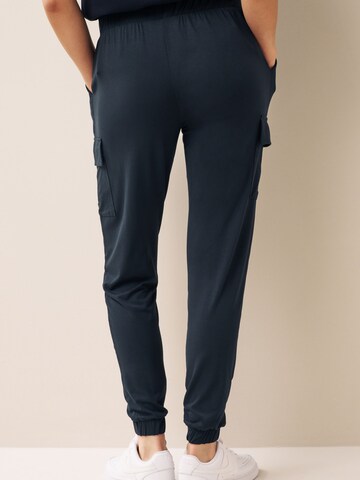 Tapered Pantaloni cargo di Next in blu