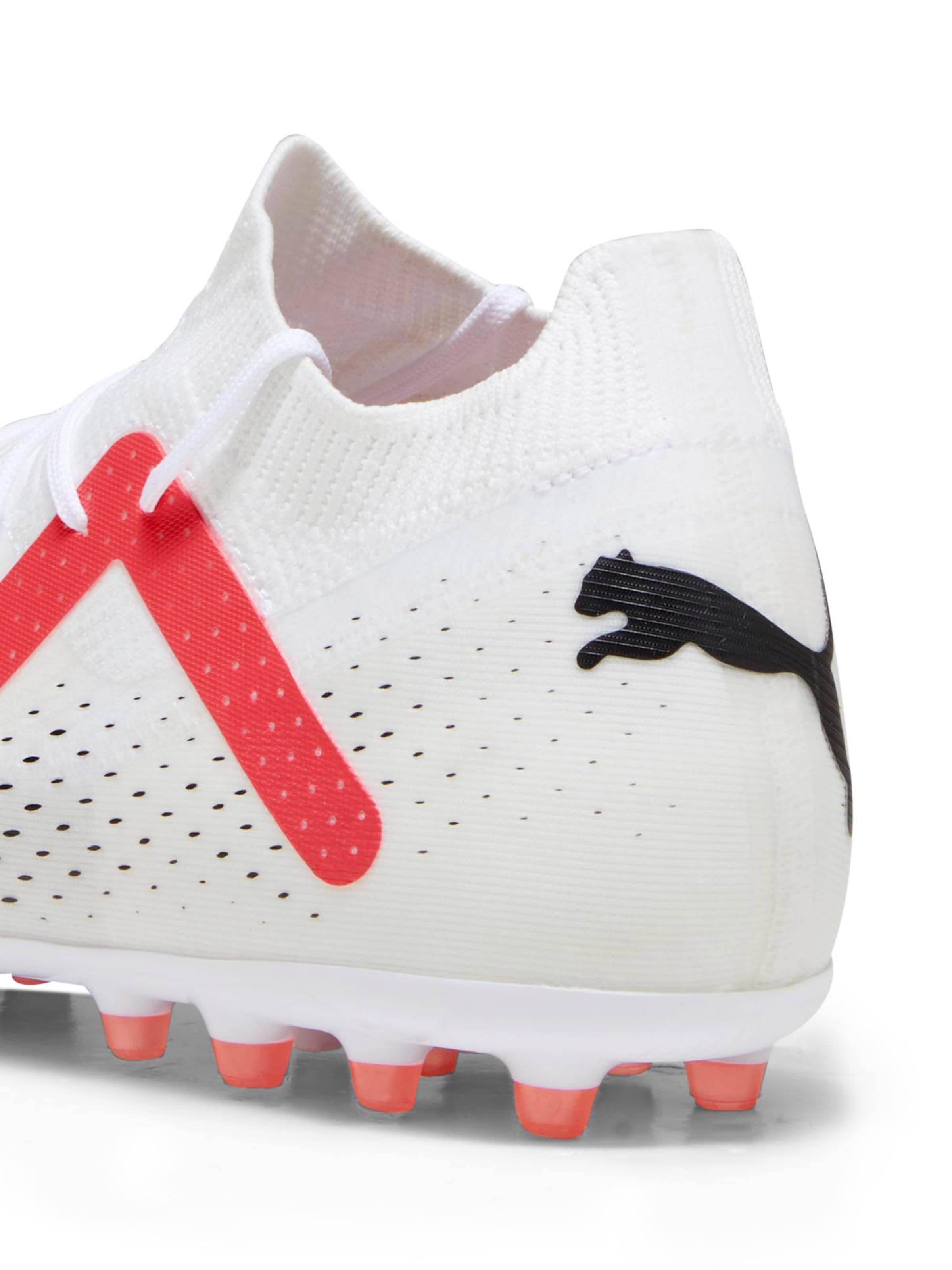 Puma soccer sales cleats 2018