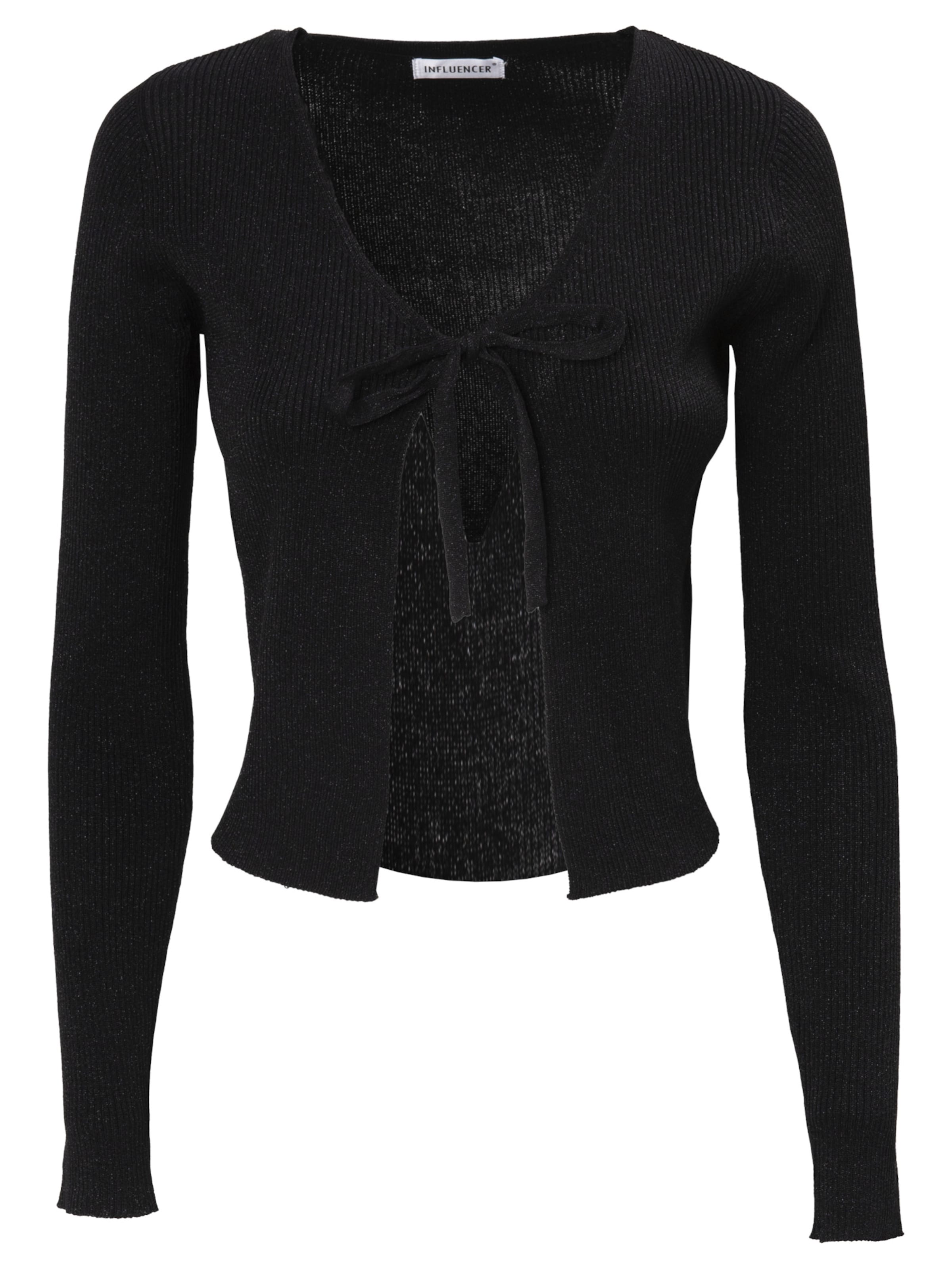 Geacă tricotată de la Influencer pe negru: față