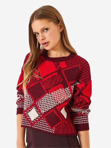 Pullover di Bianco Lucci in rosso: frontale