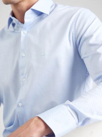 Michael Kors - Ajuste estrecho Camisa en azul