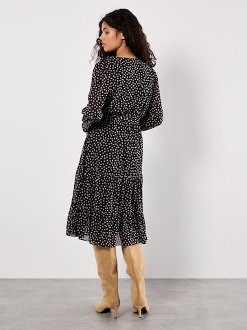 Apricot Dress ' ' in Black