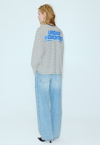 Tricou 'RAYAS 1' de la Pull&Bear pe gri