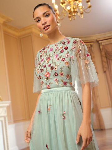 love & roses Avondjurk in Groen