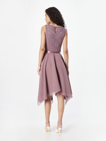 Rochie de cocktail de la SWING pe mov