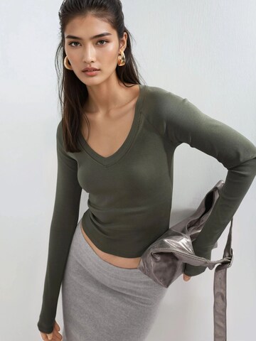 Busem - Blusa em verde