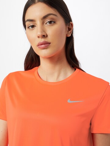 Maglia funzionale 'Miler' di NIKE in arancione
