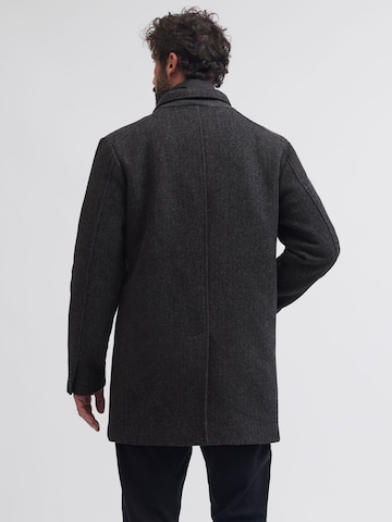 Portland Outerwear Company Between-seasons coat in Grey