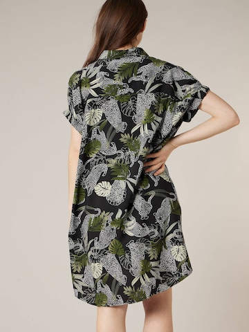 Robe 'Lisiane' Deeluxe en noir