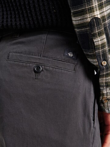 Dockers Normální Chino kalhoty – šedá