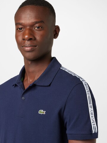 T-Shirt LACOSTE en bleu