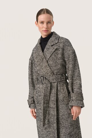 Manteau mi-saison 'Mabel' SOAKED IN LUXURY en beige
