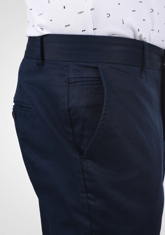 Casual Friday Regular Chinohose in Blau