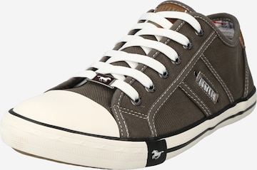 MUSTANG Sneaker low i brun: forside