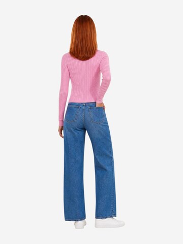 I AM Sweater in Pink