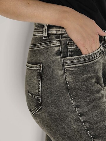 Coupe slim Jean MADELEINE en gris