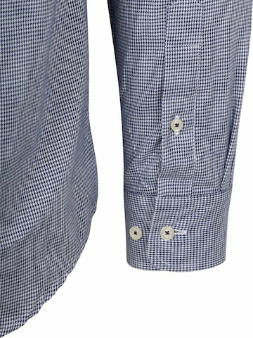 Steppin' out Slim fit Button Up Shirt in Blue